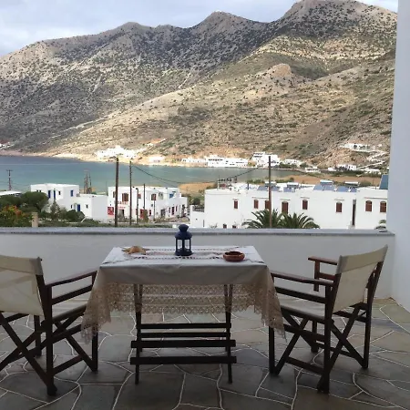 Kirikos Kamares (Sifnos)