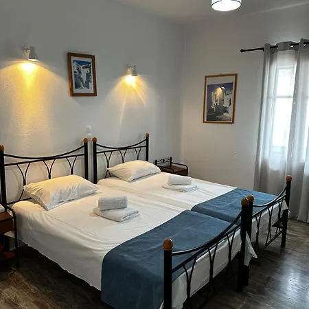 Kirikos Kamares (Sifnos)